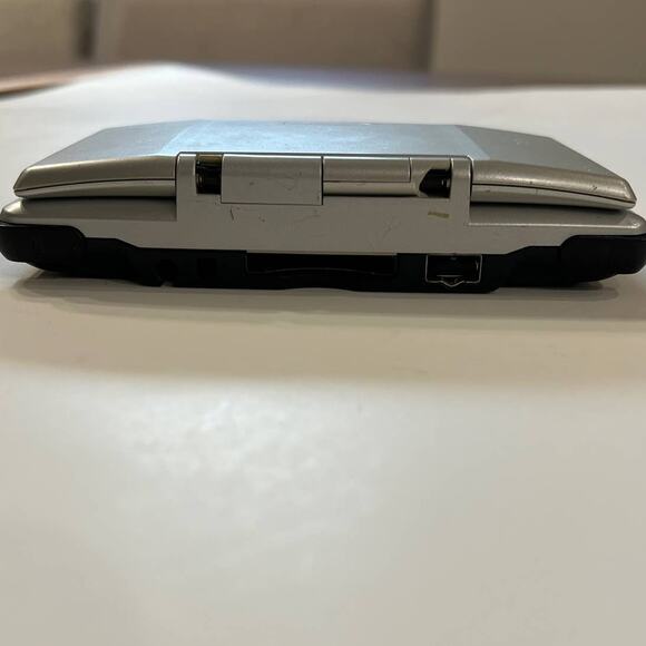 Nintendo DS NTR-001 Silver Handheld Console w Manuals Tested Works Chipped Hinge - Picture 14 of 16